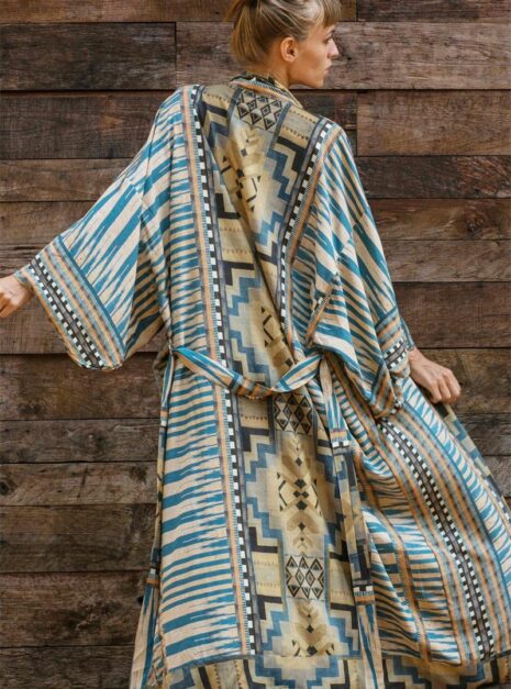 Beige Kimono (5) Beige Kimono (5)