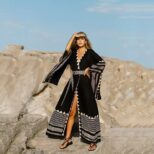 Black Kimono (4)
