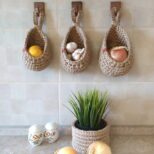 panier-de-rangement-legumes-et-fruits-a-suspension-murale-tisse-3